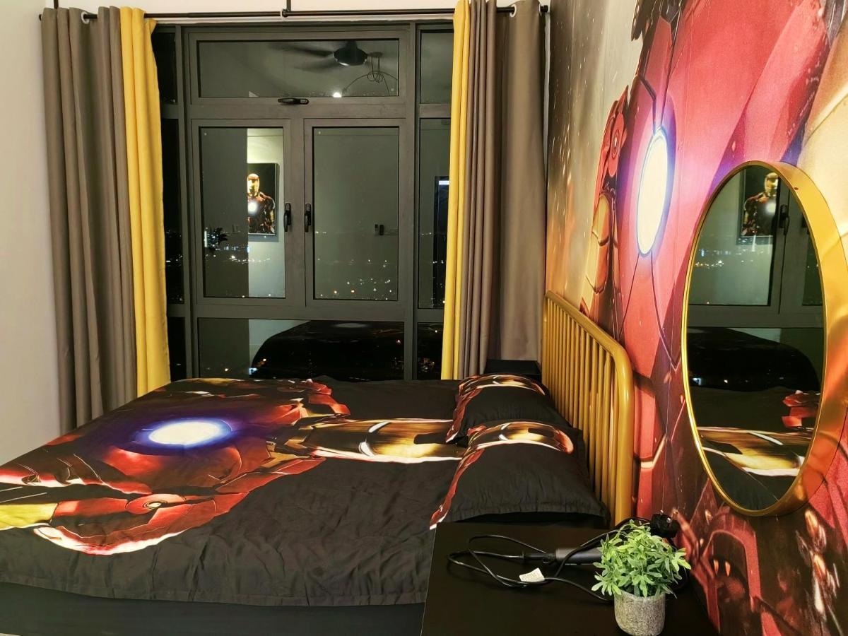 8Scape Residences Batman Vs Ironman@Lsy Home & Leisure Джохор-Бару Экстерьер фото